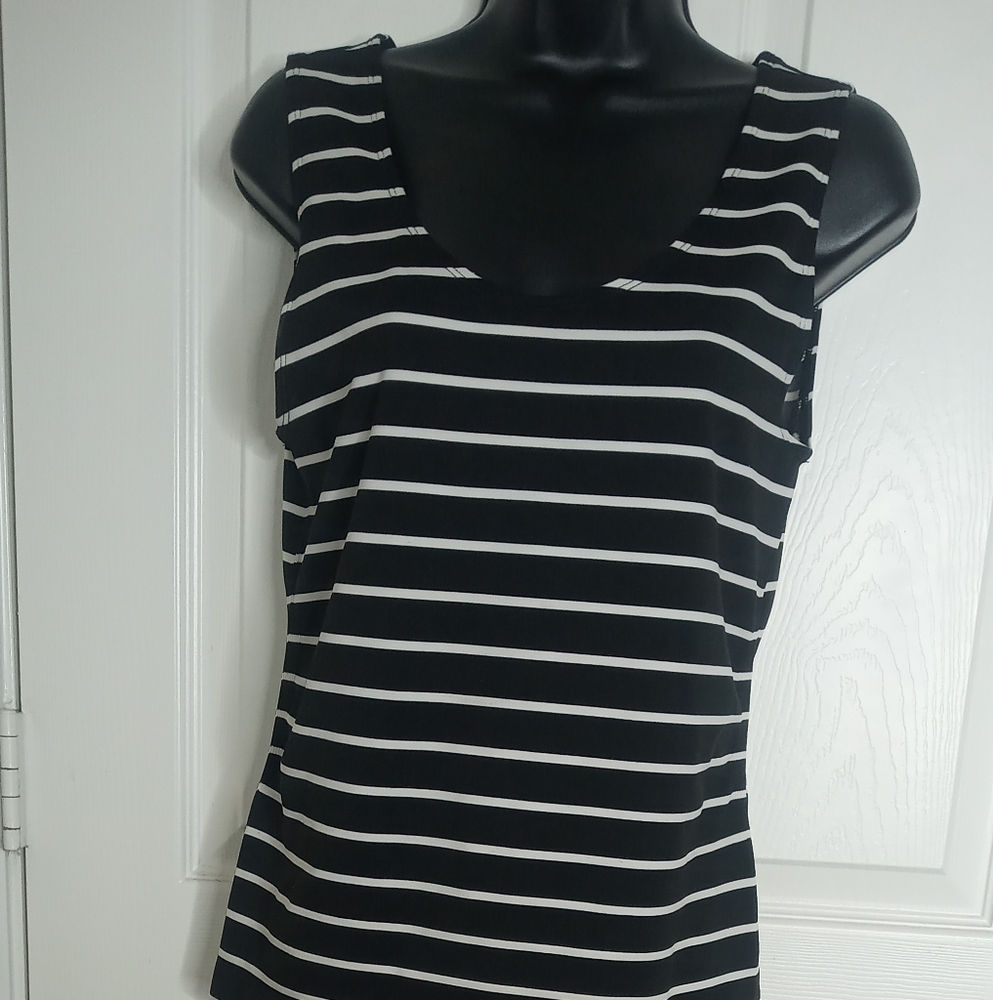 Two-piece black and white stripe skirt set by Worthington size L/XL